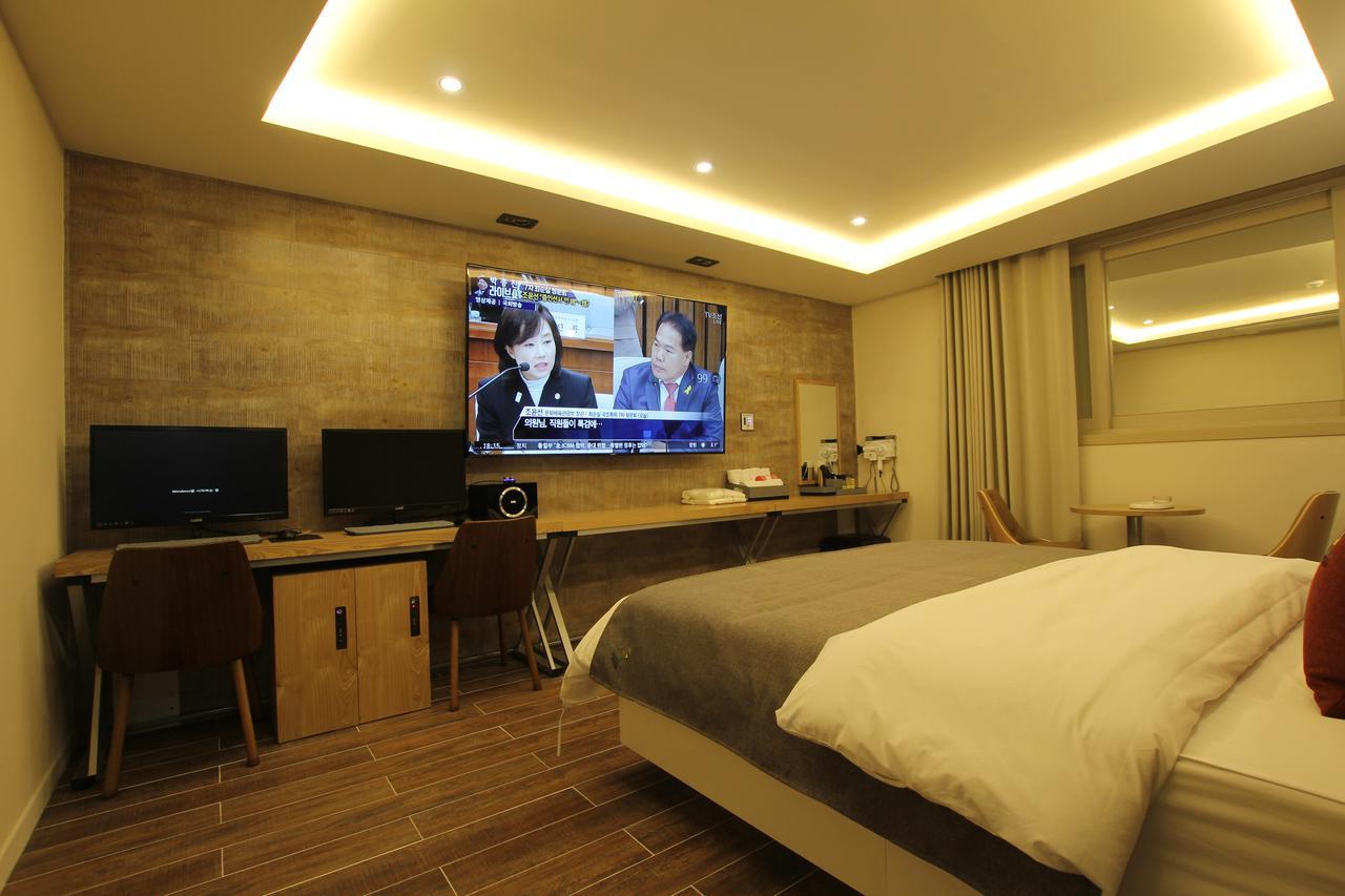 Jade Hotel Ульсан Екстер'єр фото